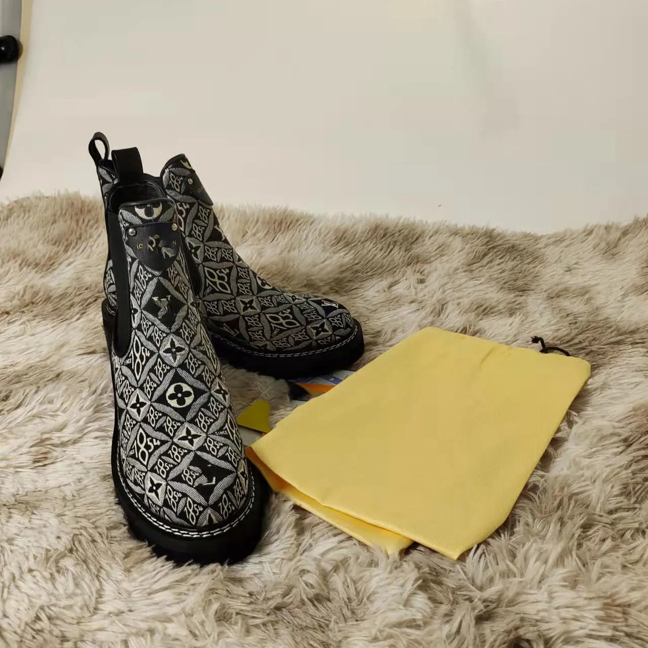 Classic Winter Warm Boots