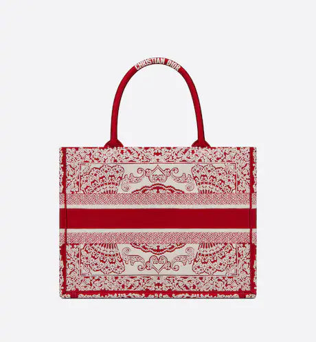 MEDIUM DIOR BOOK TOTE White and Red Dior Bandana Embroidery (36 x 27.5 x 16.5 cm)