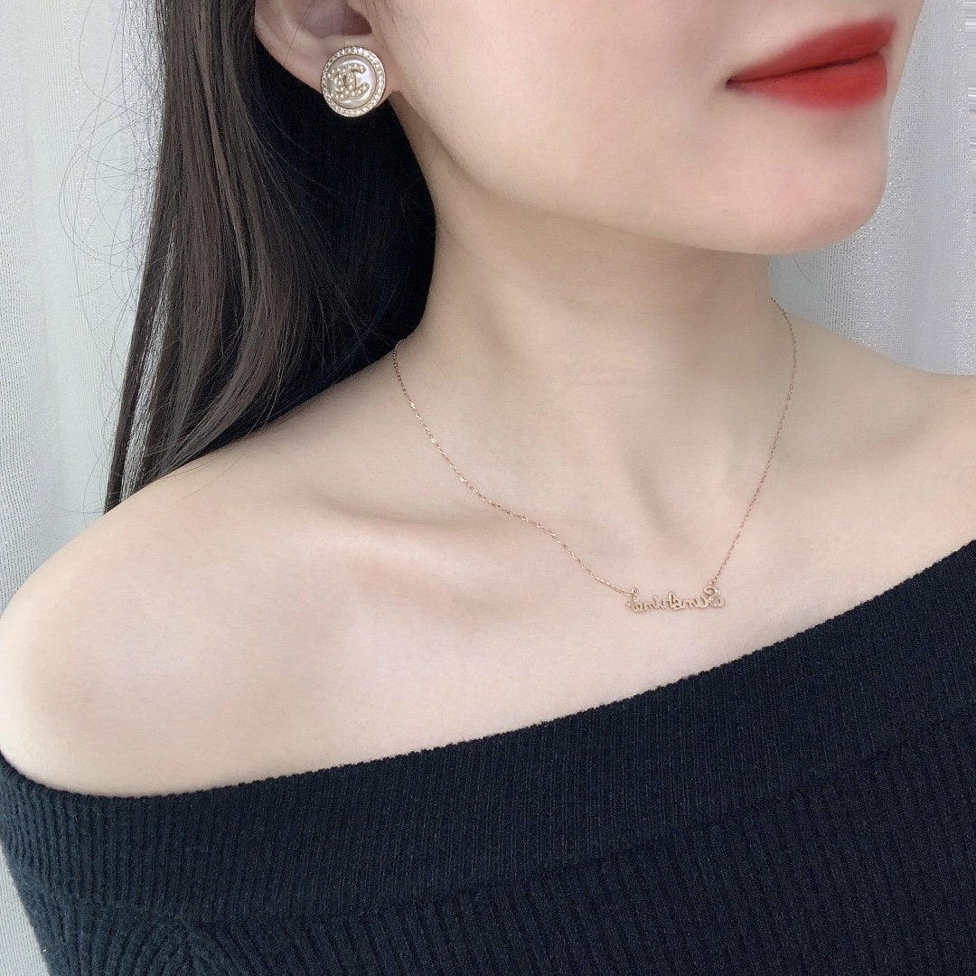 Fashion Round Pearl Crystal Stud Earrings