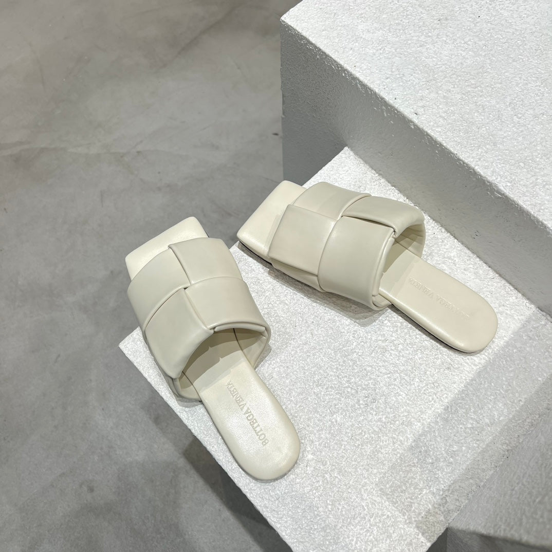 Women_Slippers/Sandals shoes eur 35-41