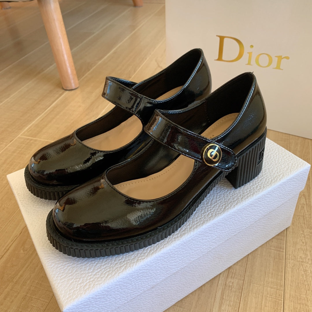 2023 Lucky star enamel buckle black high heels