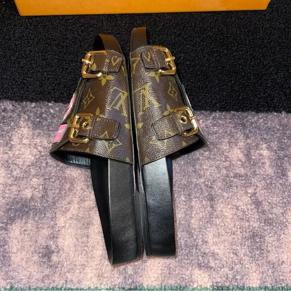 World Tour Bom Dia Mule Slides Sandals