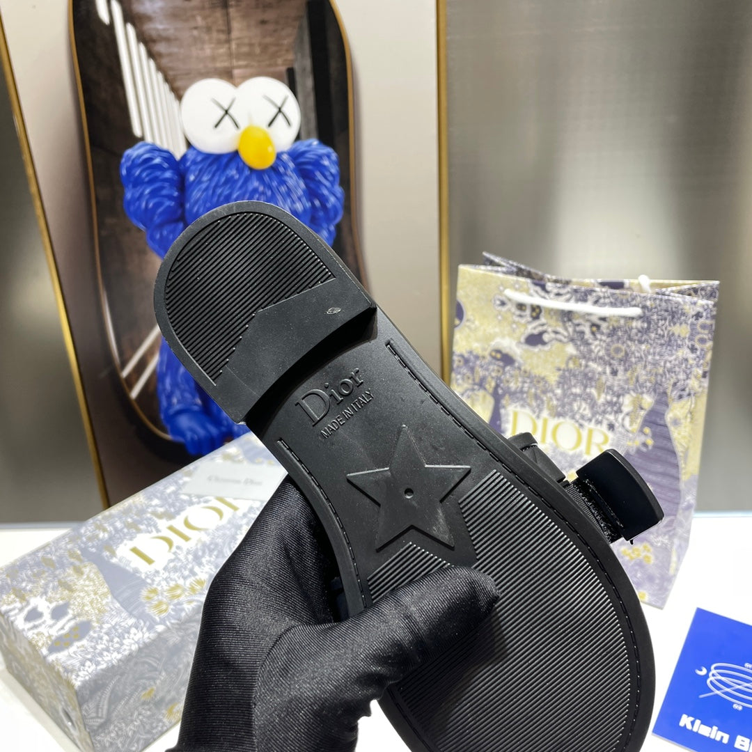 2023 Velcro Slippers