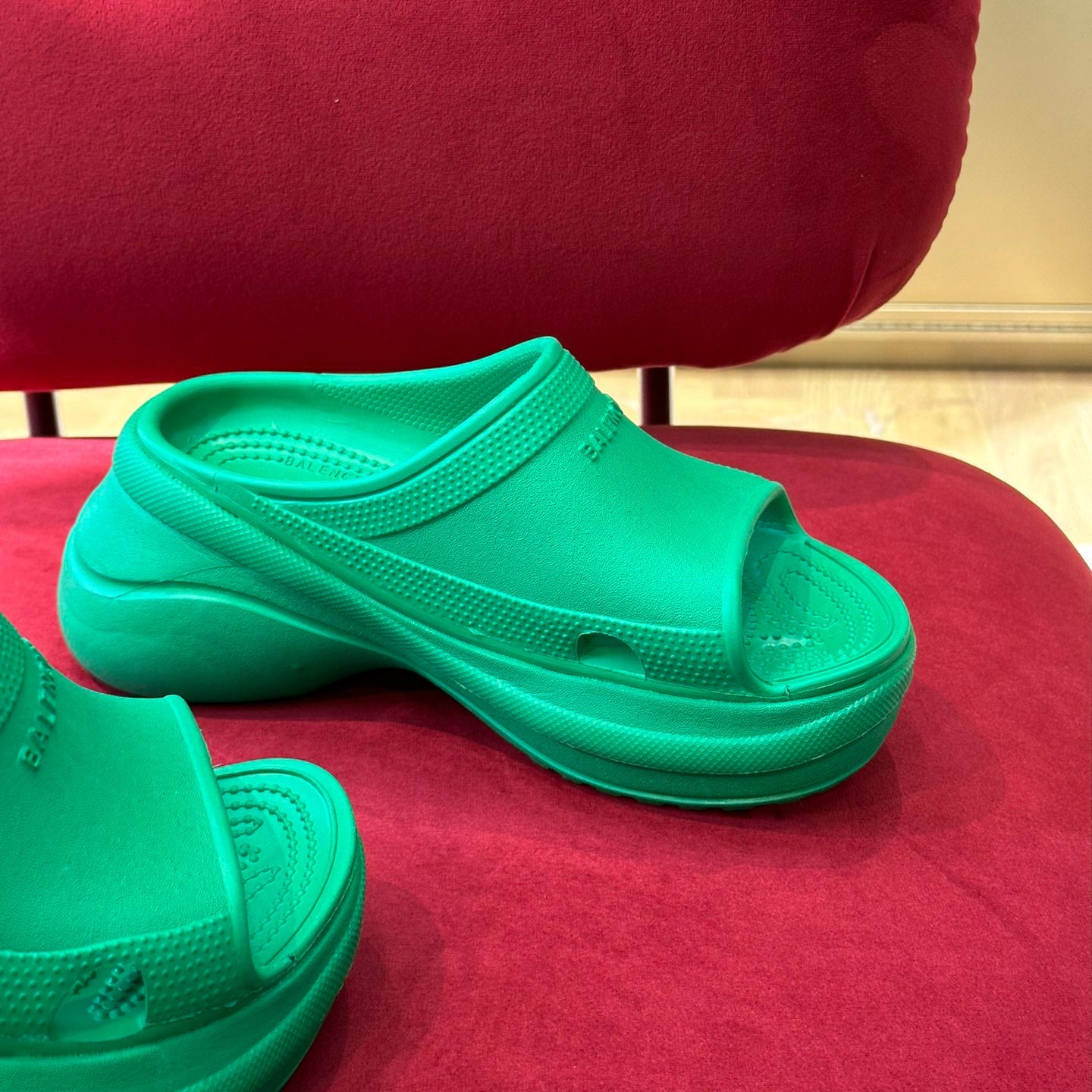 Women_Slippers/Sandals shoes eur 35-41 7CM