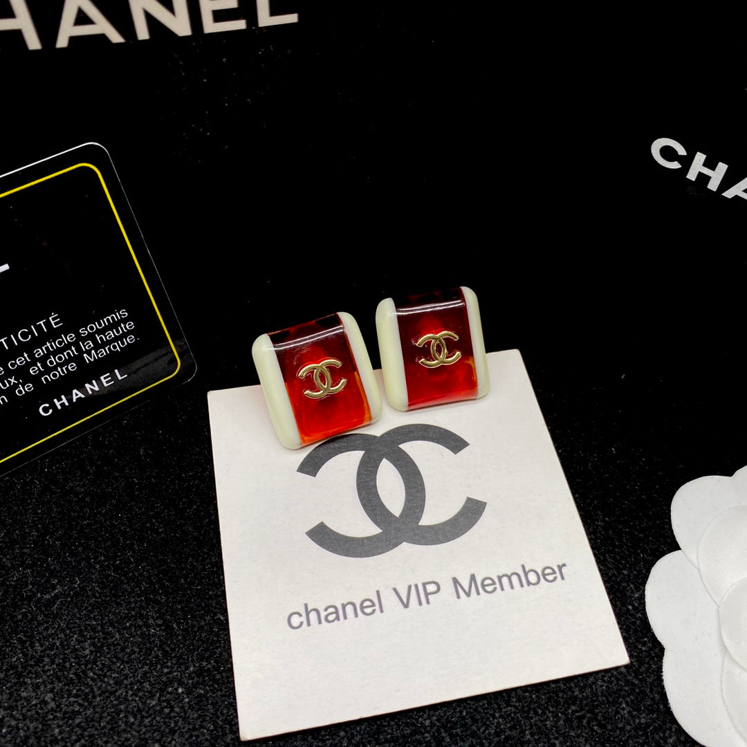 October New Trend-Red and White Gemstone Earrings