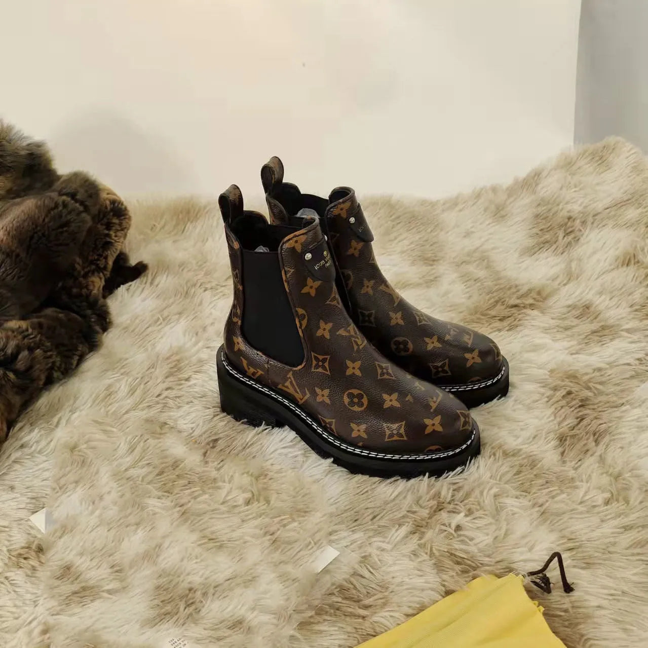 Classic Winter Warm Boots