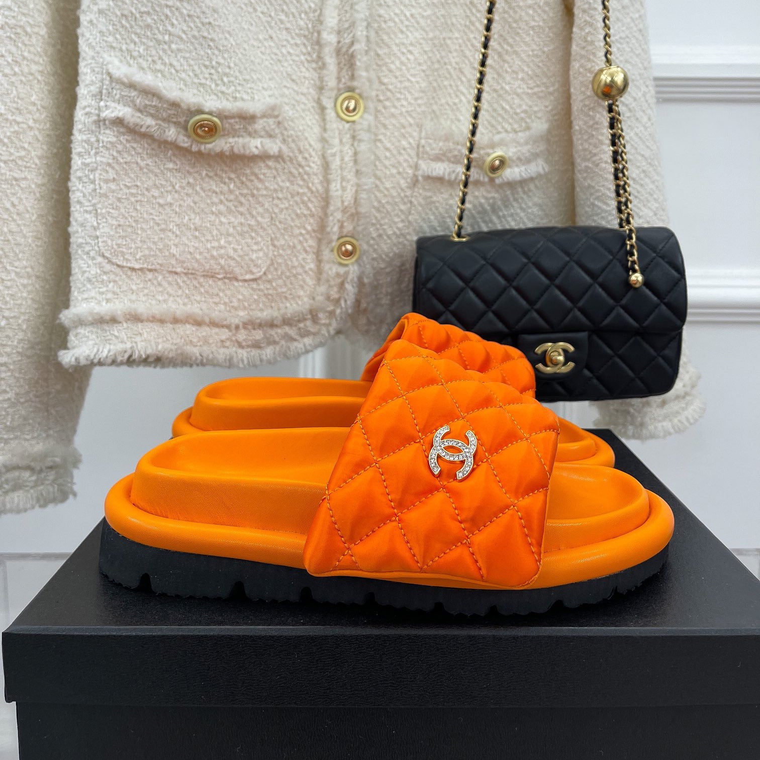 Women_Slippers/Sandals shoes eur 35-43