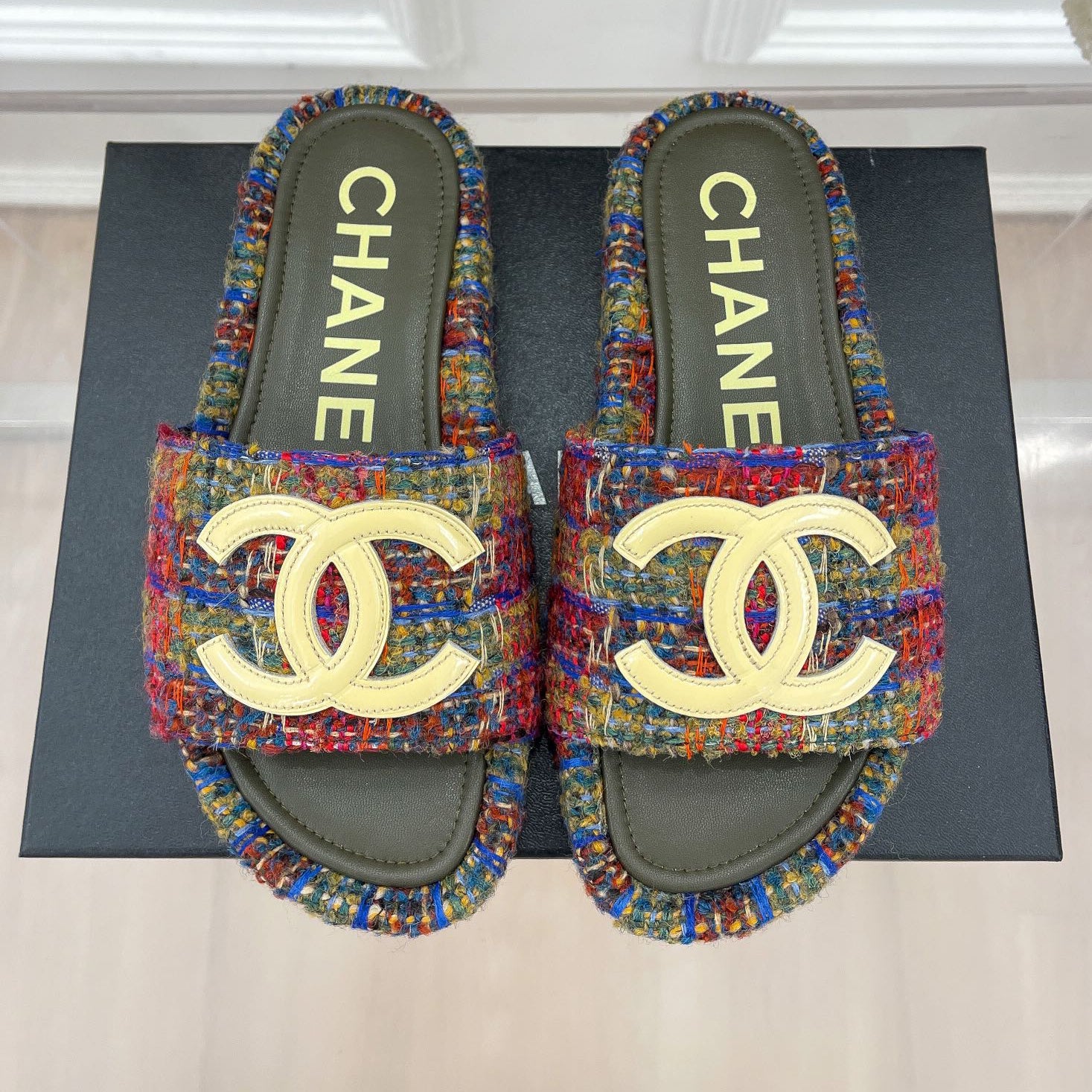 Women_Slippers/Sandals shoes eur 35-41