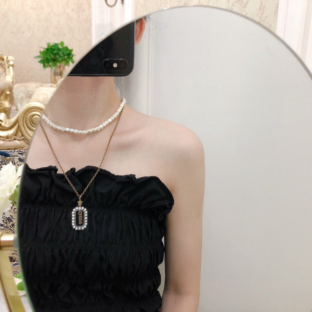 Fashion Pearl Rhinestone Nameplate Pendant Necklace