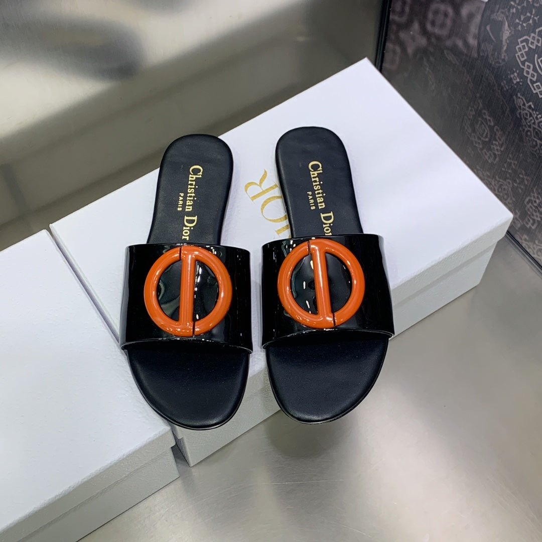 Women_Slippers/Sandals shoes eur 35-41