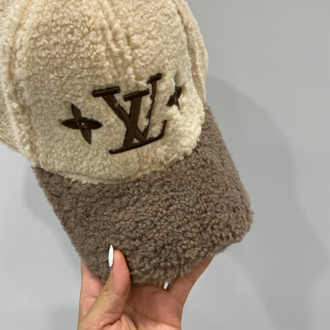 Suzy's new winter trend-Cappuccino