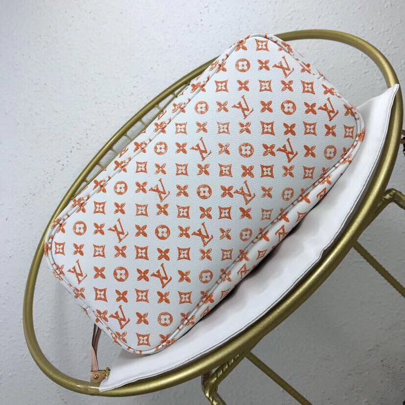 LV Neverfull MM Bag Grace Coddington M44459