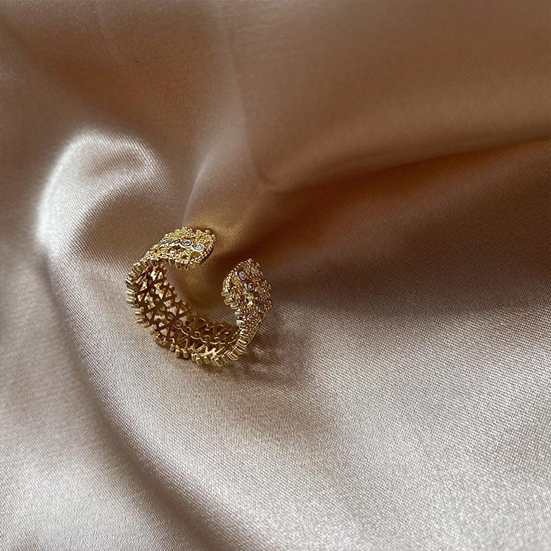 New personality open ring