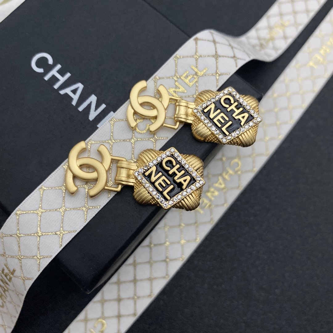Luxury Letter Rhinestone Double C Pendant Earrings