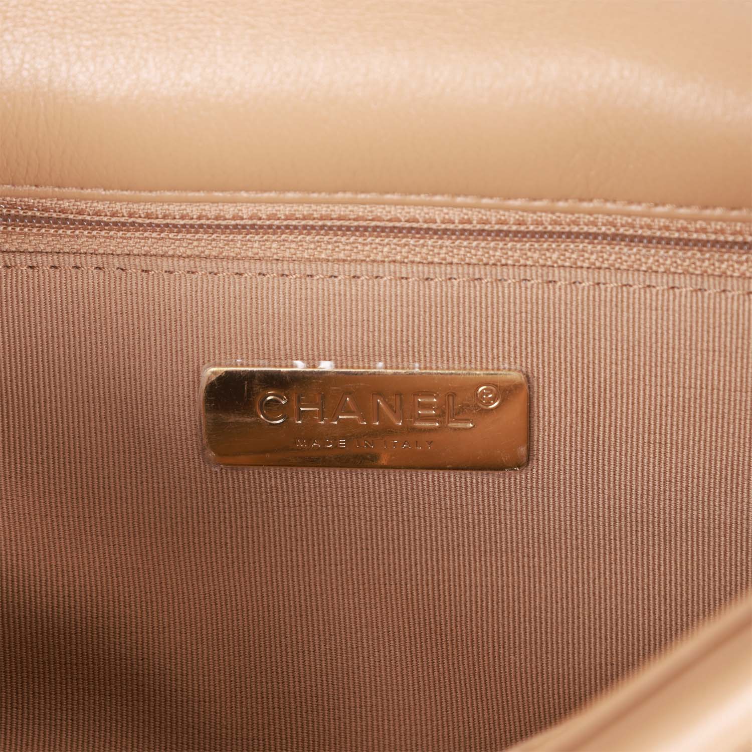 Medium 19 Flap Bag Beige Calfskin Mixed Hardware