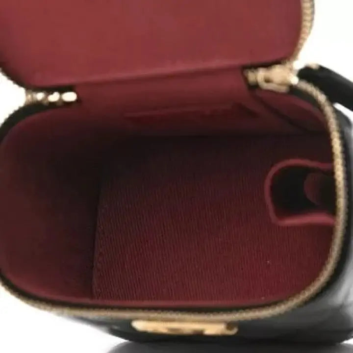 Calfskin Quilted Mini Perfect Fit Vanity Case With Chain Black