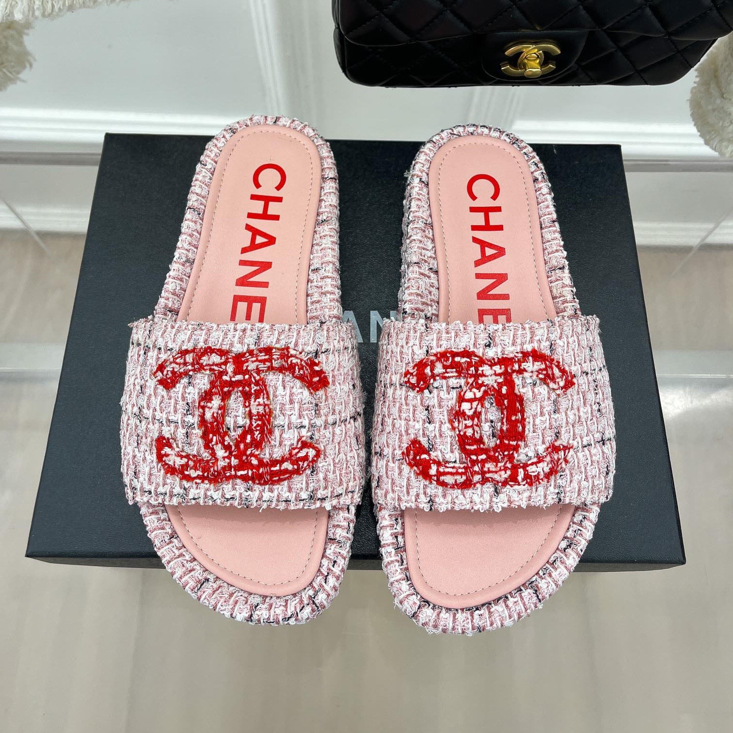 Women_Slippers/Sandals shoes eur 35-41