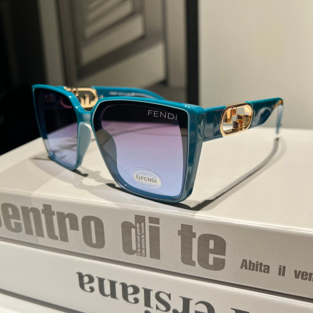 5 Color Women's Sunglasses—7464