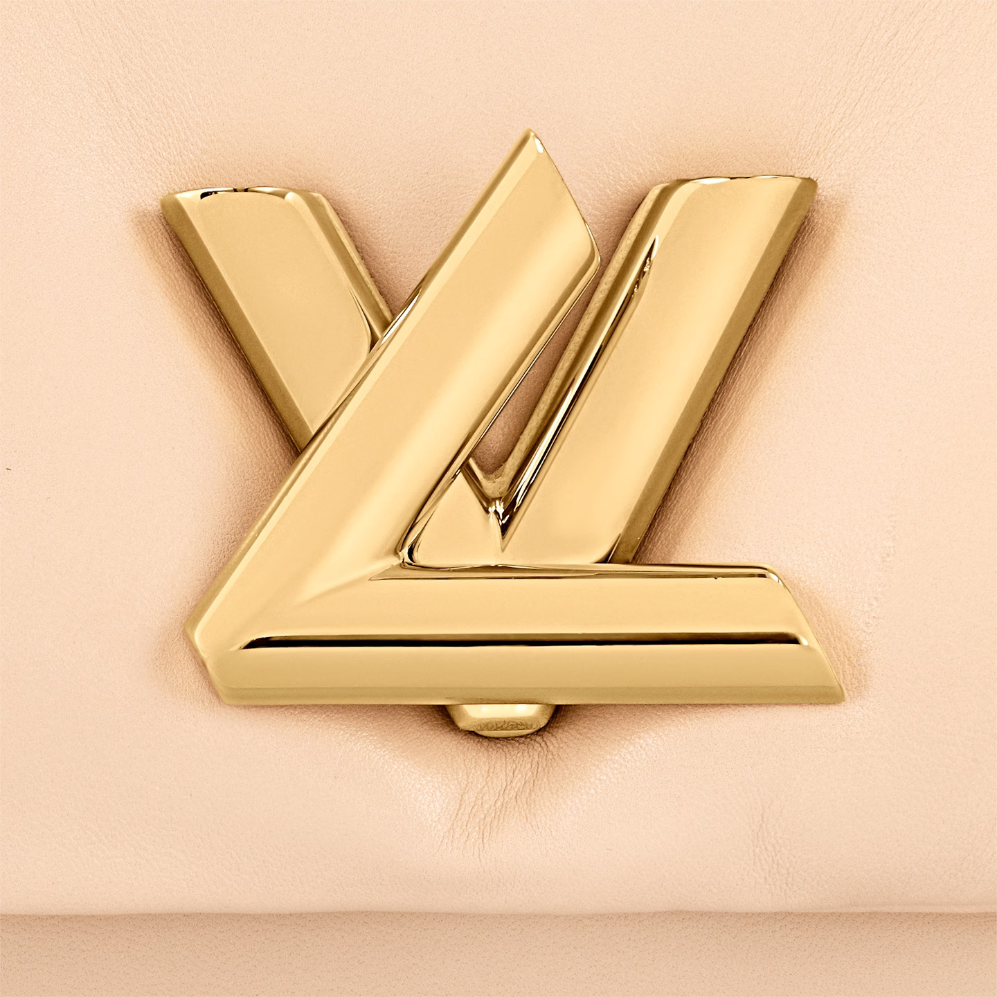 Louis Vuitton Beige M22786 Twist MM
