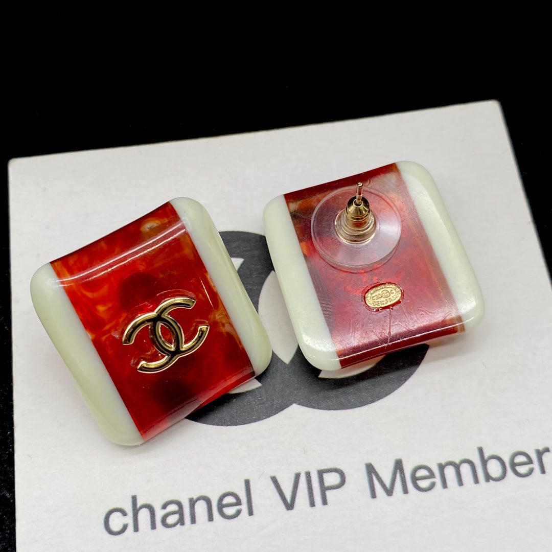 October New Trend-Red and White Gemstone Earrings