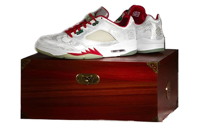 Air Jordan 5 Low x CLOT 'White Silk' 1551183