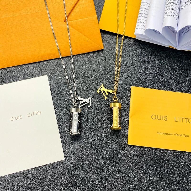 Fashion Perfume Bottle Pendant Necklace