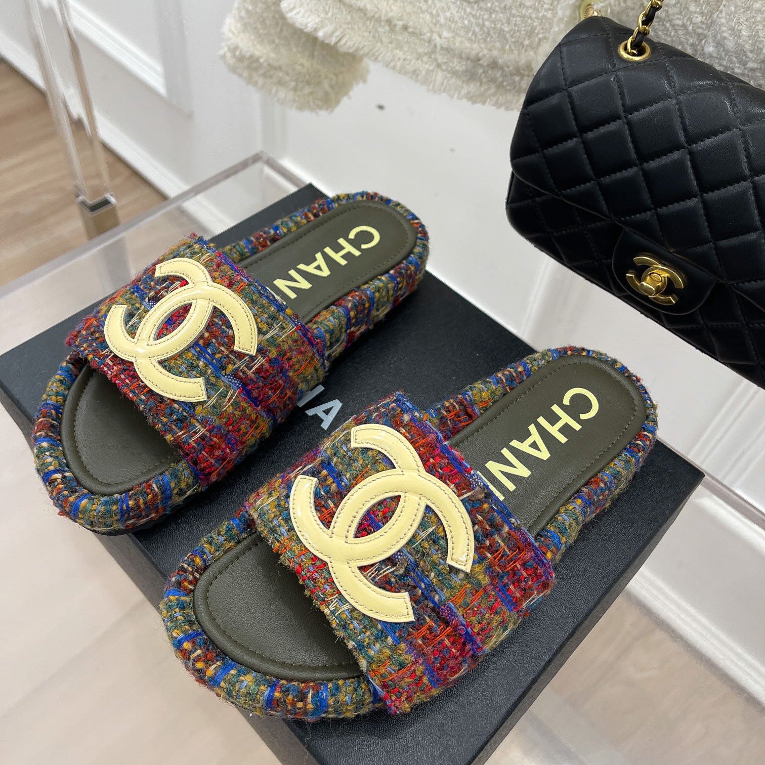 Women_Slippers/Sandals shoes eur 35-41