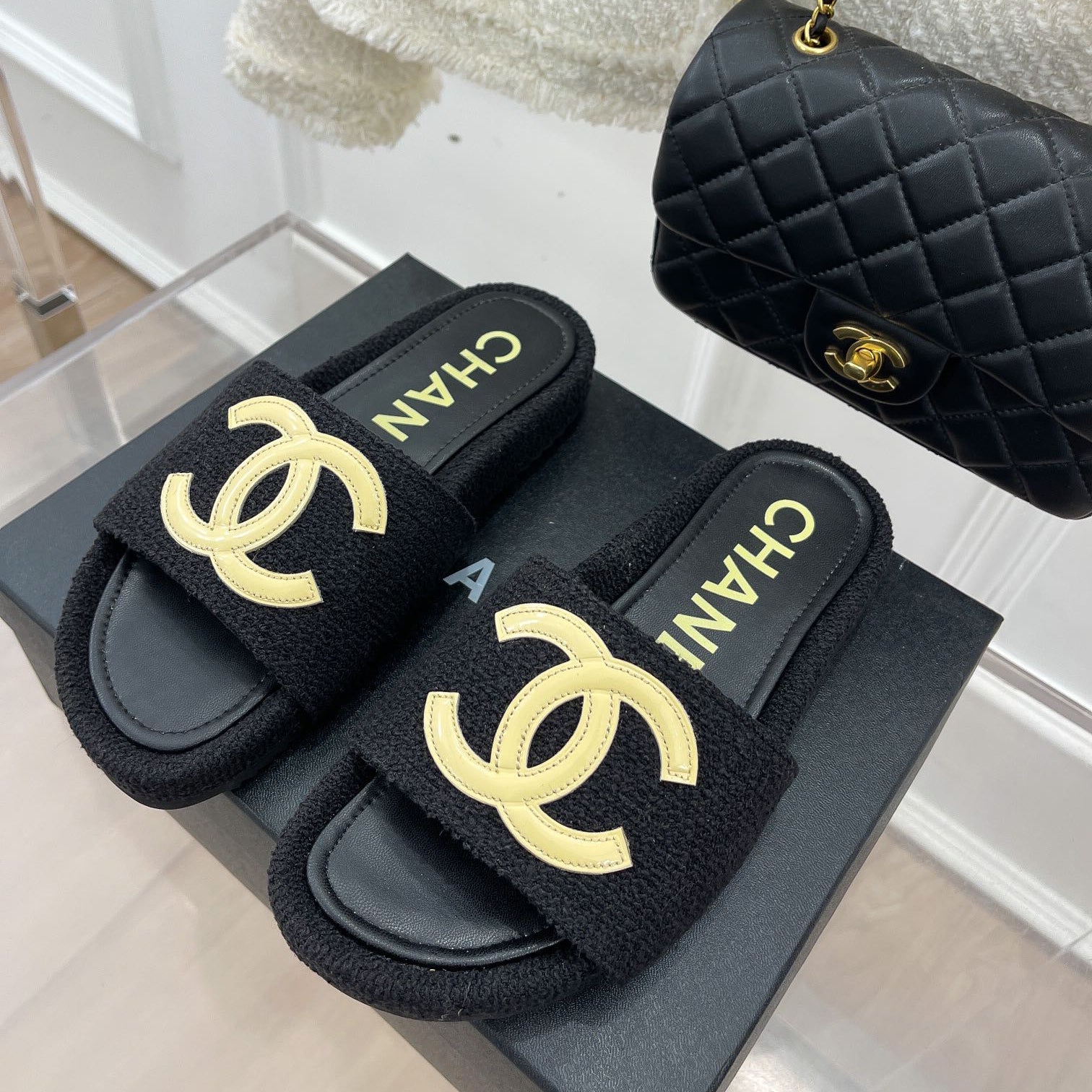 Women_Slippers/Sandals shoes eur 35-41