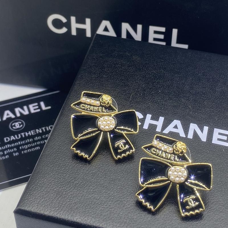 Luxury Bow Pearl Earrings