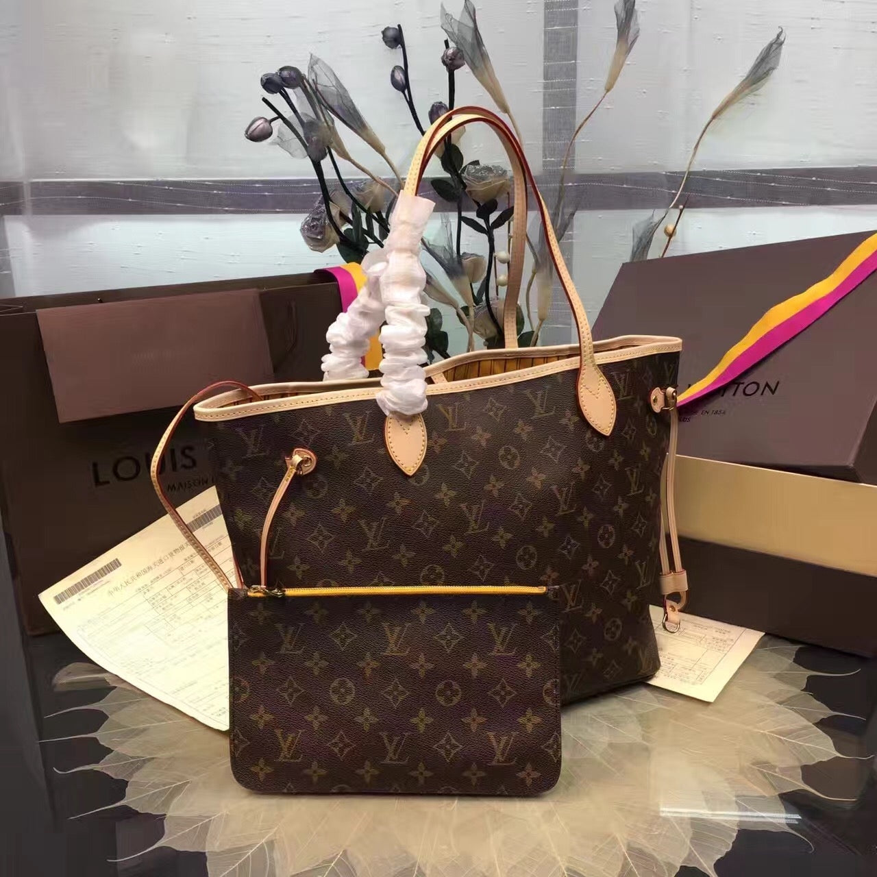 LV Neverfull MM Bag Monogram Canvas M40997