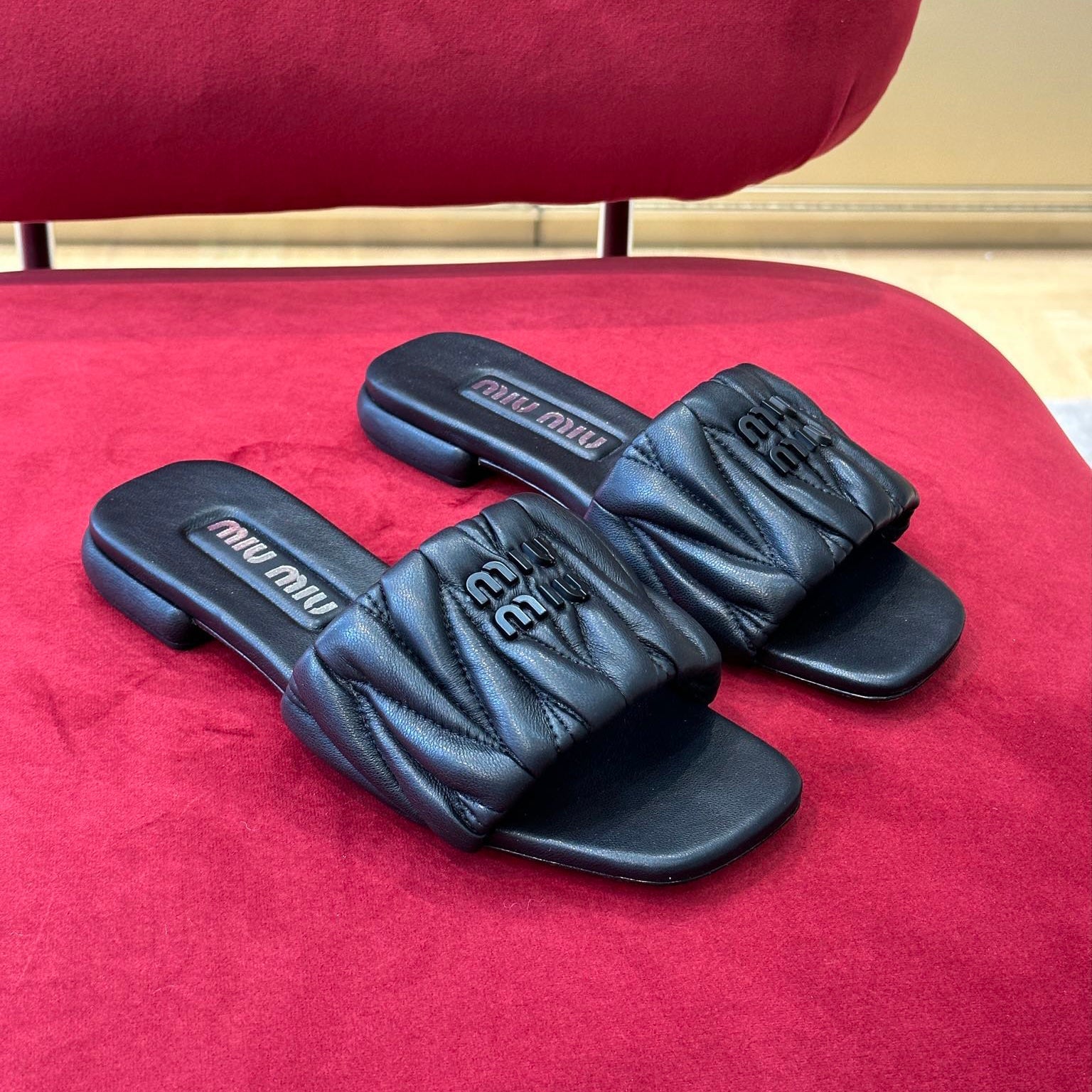 Women_Slippers/Sandals shoes eur 35-41