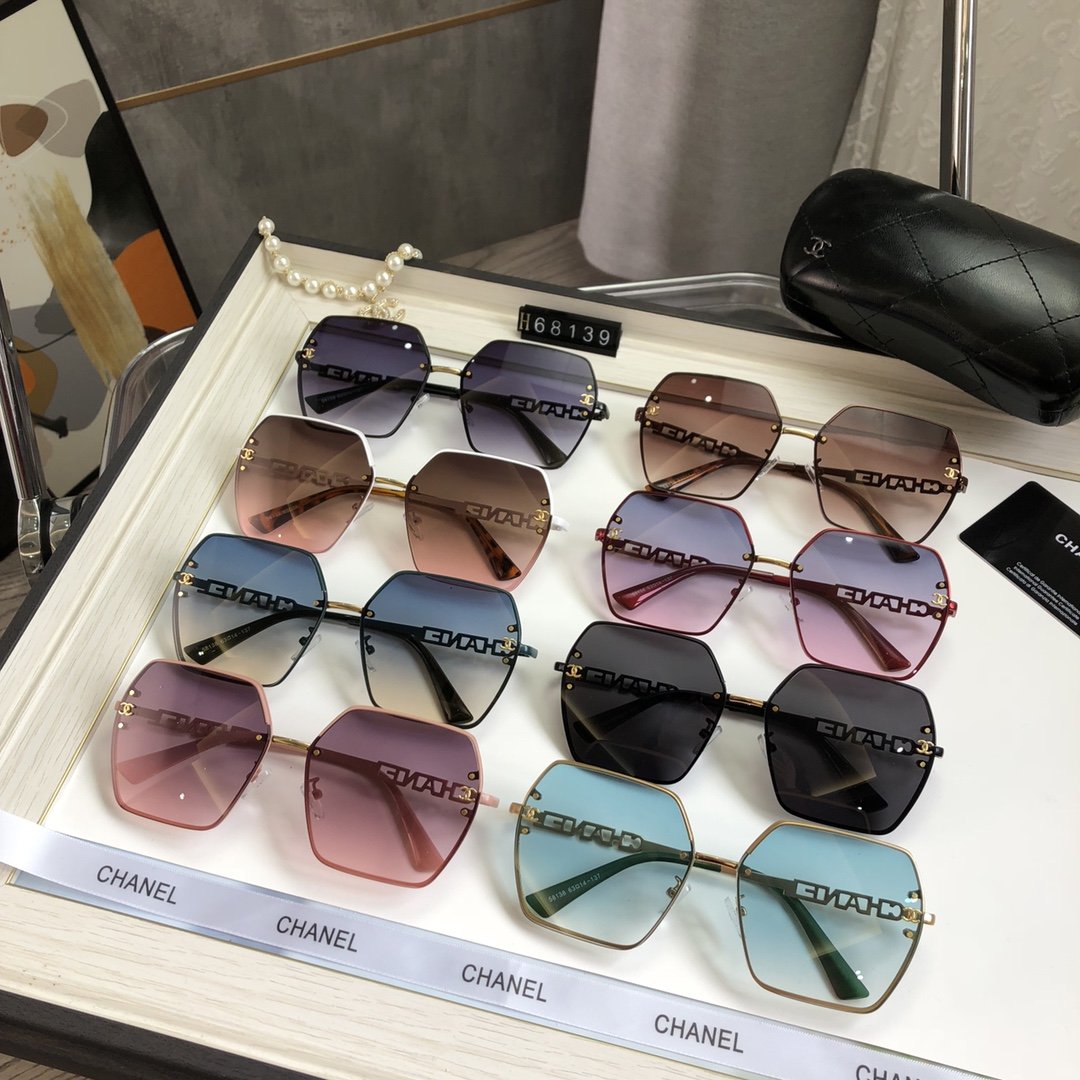 8 Color Women's Sunglasses—1632
