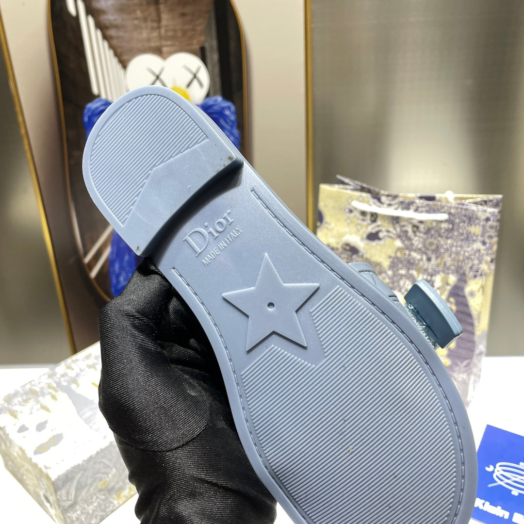 2023 Velcro Slippers