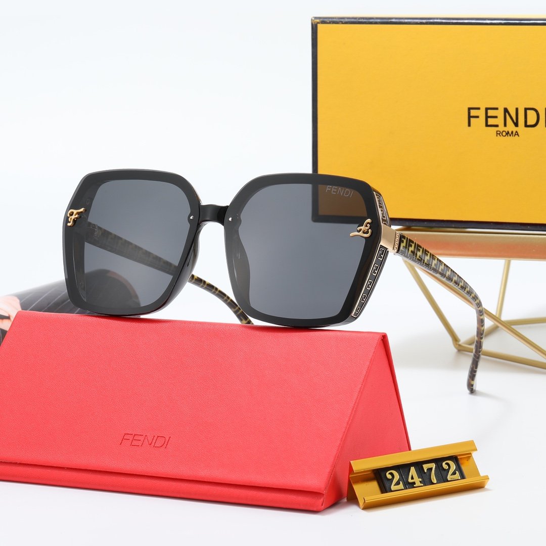 4 Color Women's Sunglasses—2472