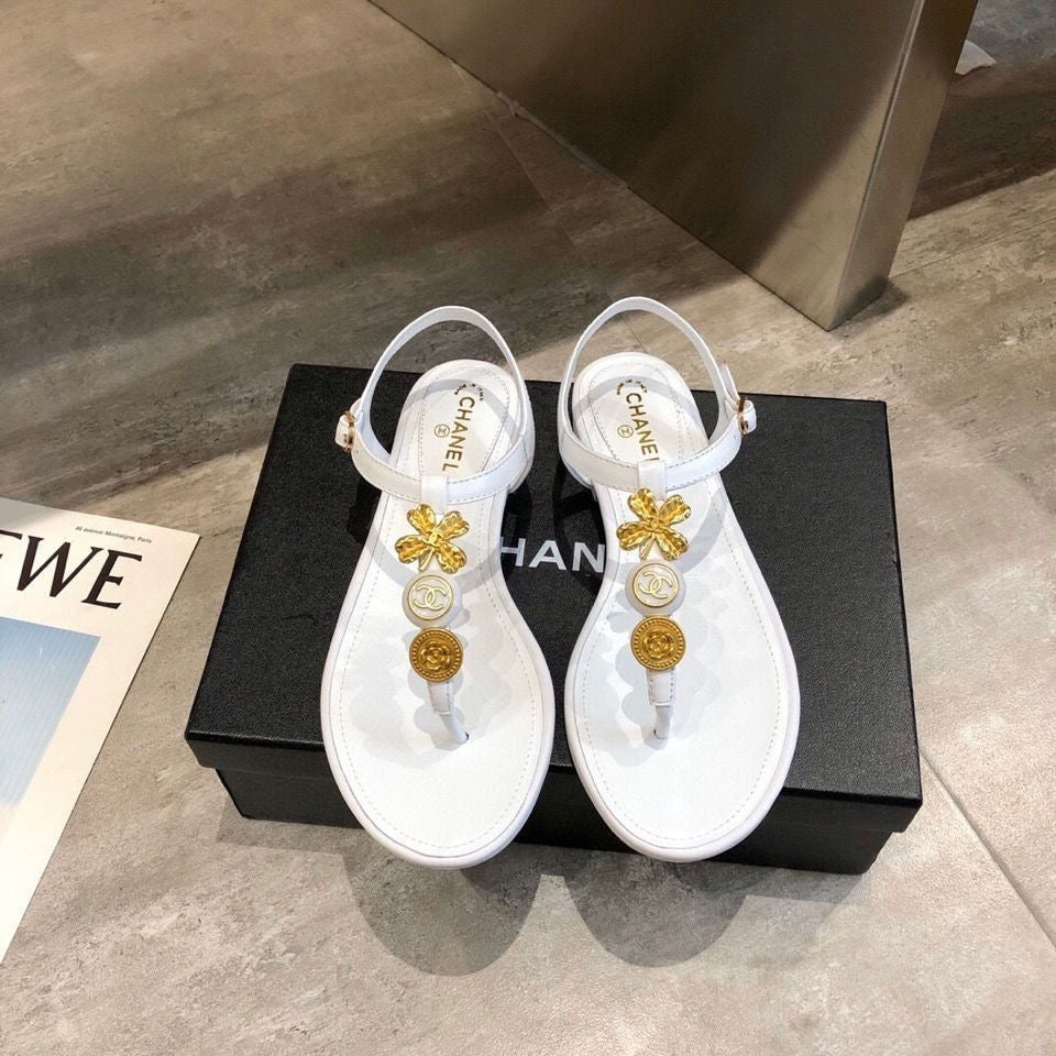 Shamrock Flat Sandals