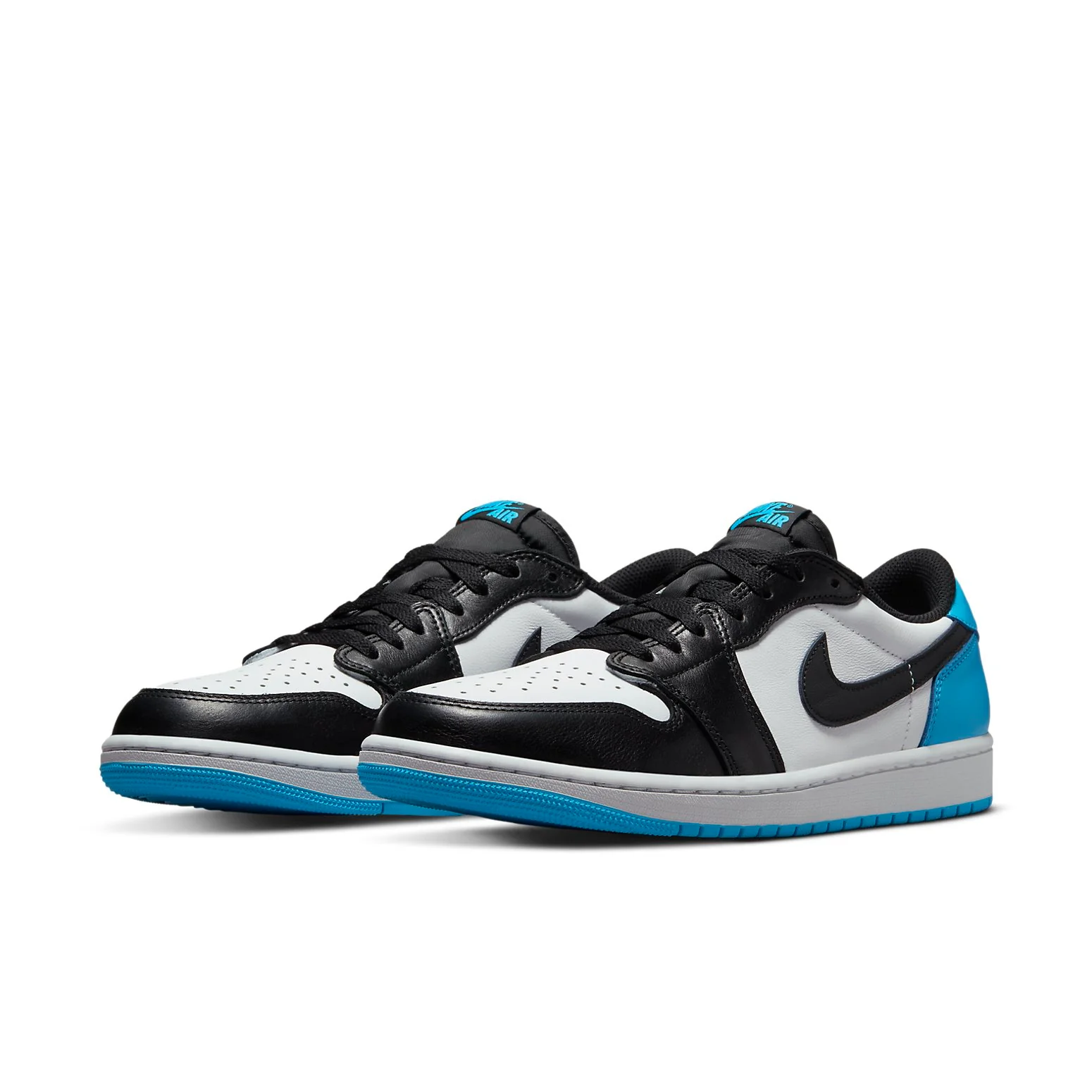 Air Jordan 1 Retro Low OG 'UNC' CZ0790-104