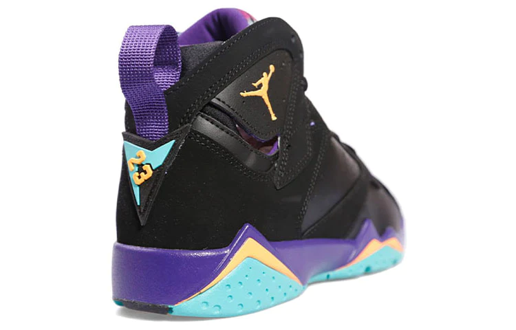 (GS) Air Jordan 7 Retro 'Lola Bunny' 705417-029