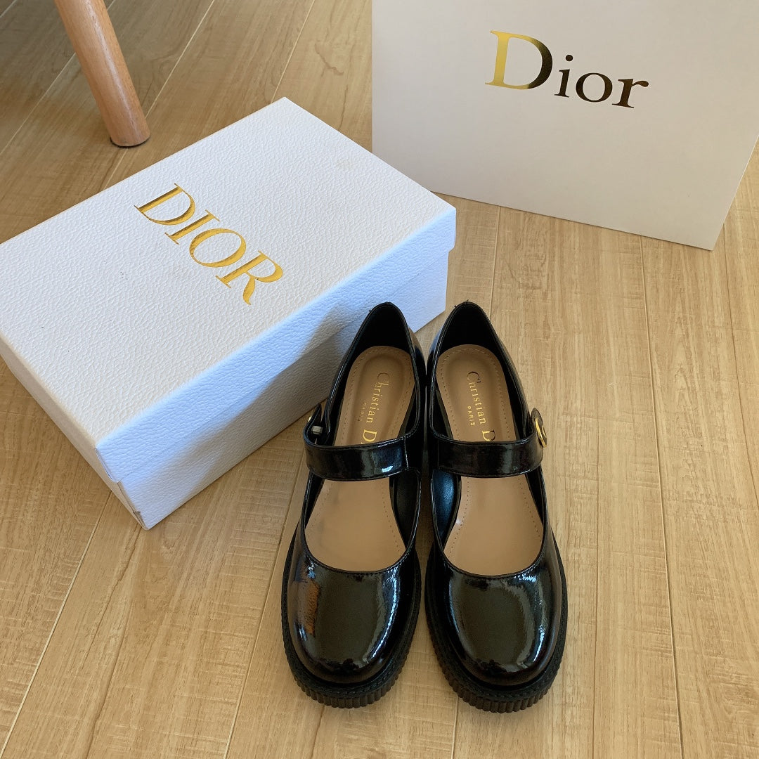 2023 Lucky star enamel buckle black high heels