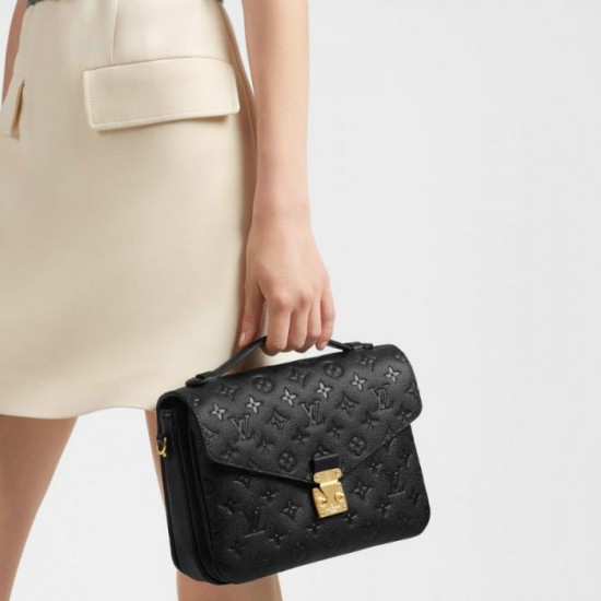 Louis Vuitton Pochette Metis Navy M44071 Pink M44018 Black M41487