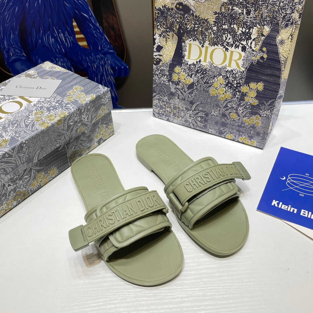 2023 Velcro Slippers