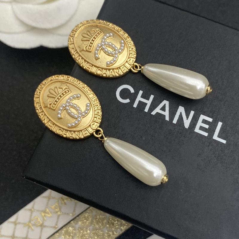 Fashion Pearl Pendant Earrings