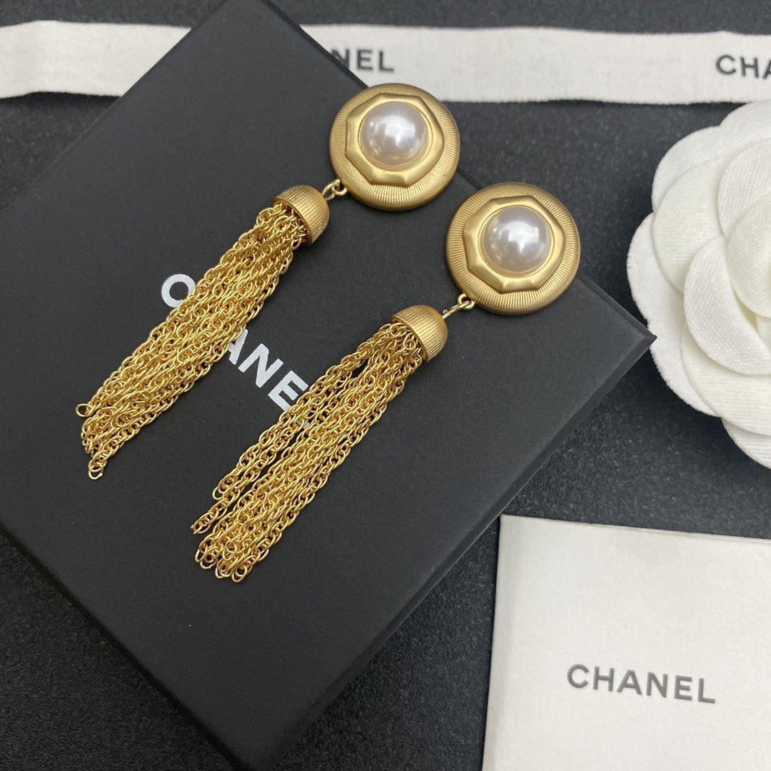 Fashion Imitation Pearl Tassel Pendant Earrings