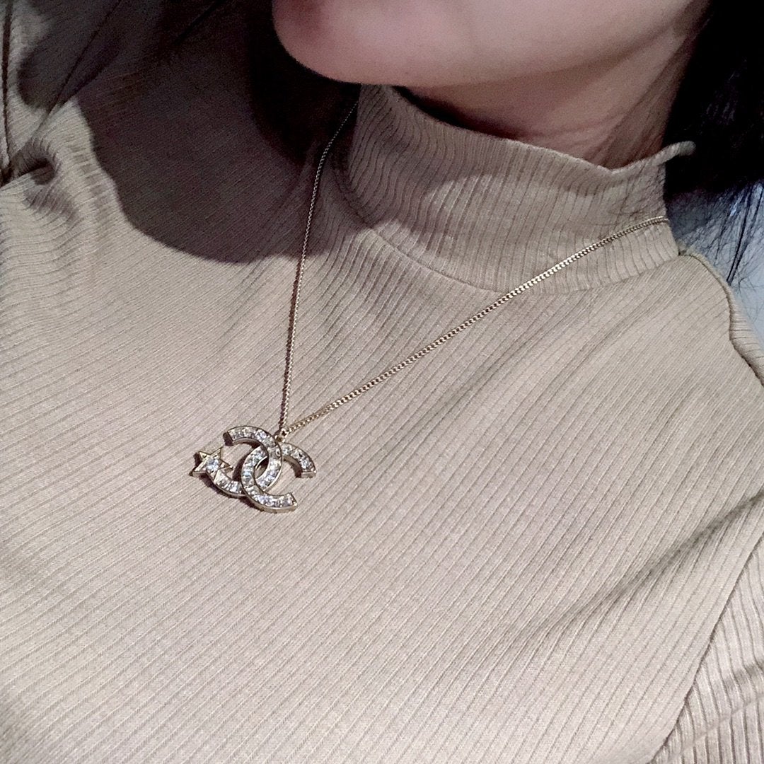 Fashion Double C Star Crystal Necklace