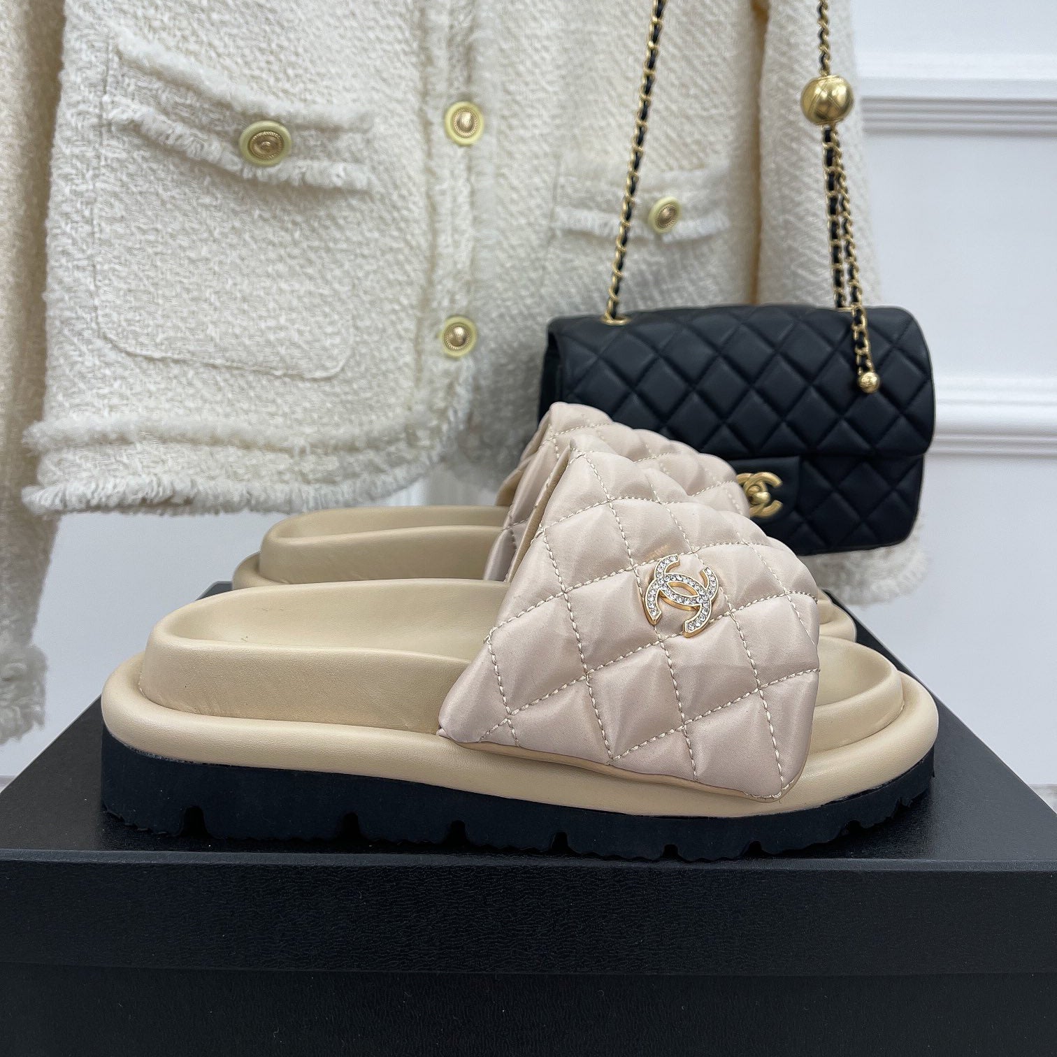 Women_Slippers/Sandals shoes eur 35-43