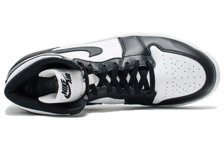 Air Jordan 1 Retro High OG 'Black White' 555088-010