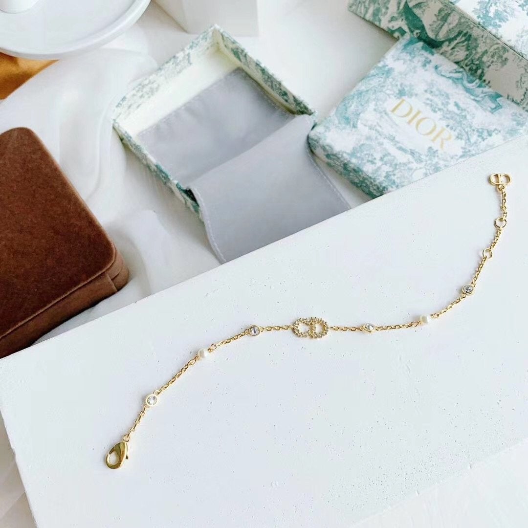 Diamond Classic Letter Bracelet