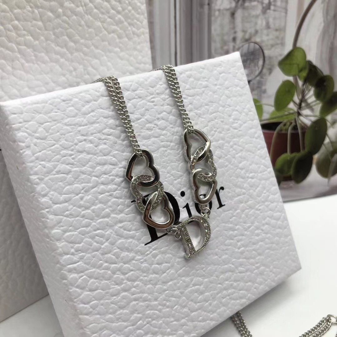 Fashion stitching heart pendant necklace