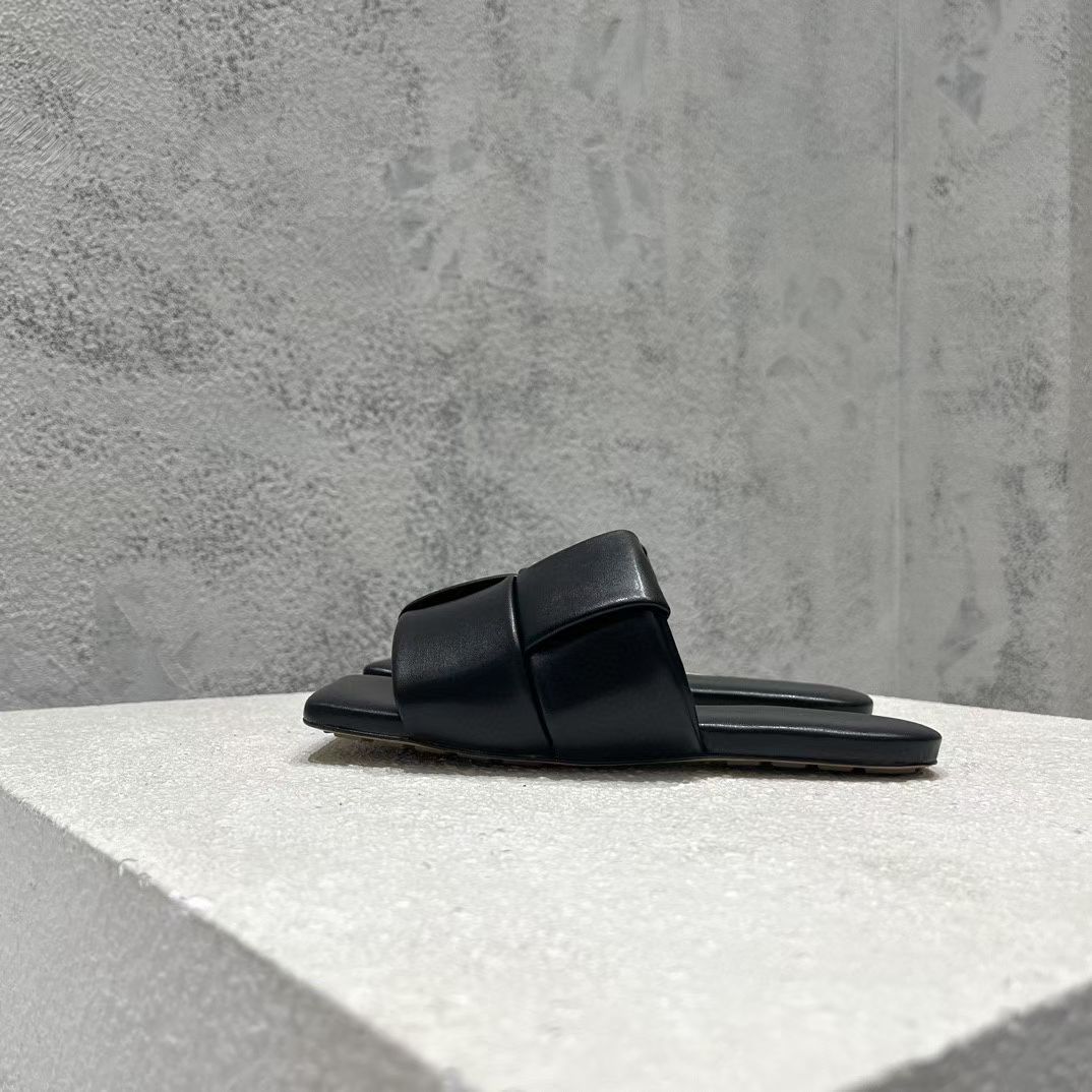 Women_Slippers/Sandals shoes eur 35-41