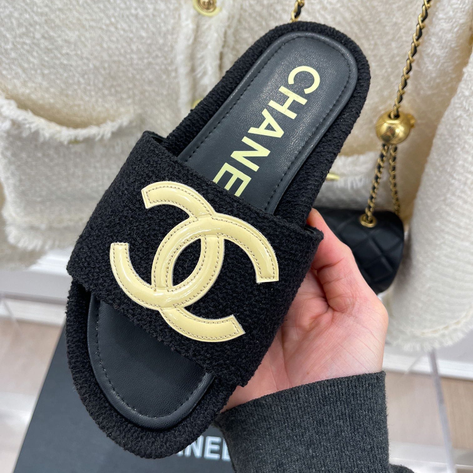 Women_Slippers/Sandals shoes eur 35-41