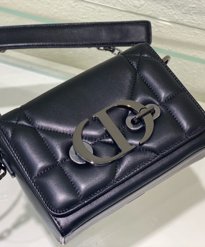 Dior 30 Montaigne Box Bag With Handle Black